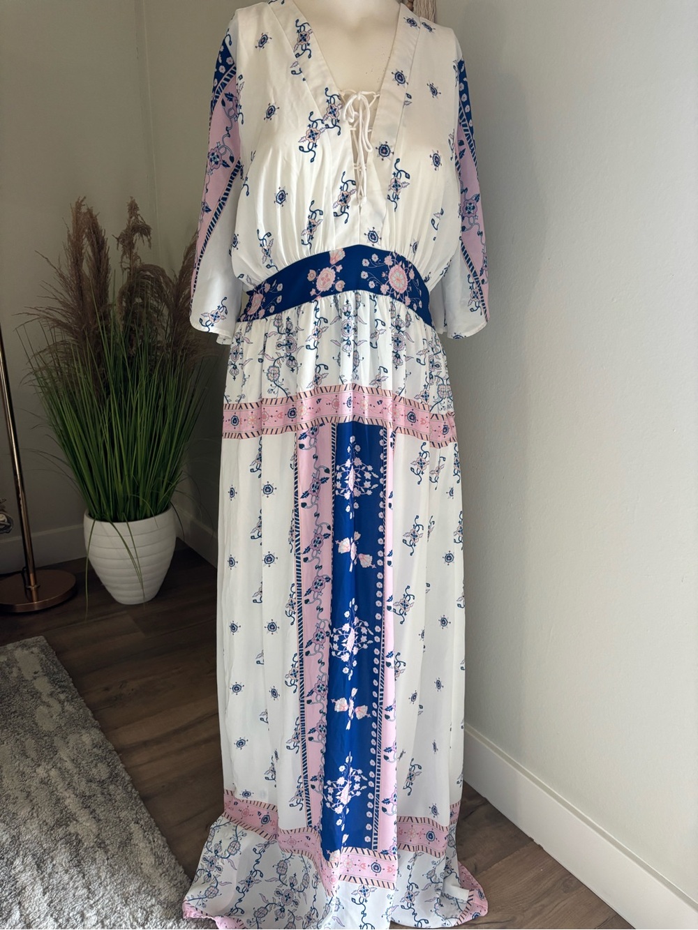 Q&A Bohemian Floral Maxi Dress White Royal Blue Pink Lace Up V-Neck